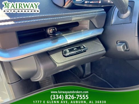 Used 2023 Chevrolet Corvette Stingray Premium Cpe w/ 3LT image 17