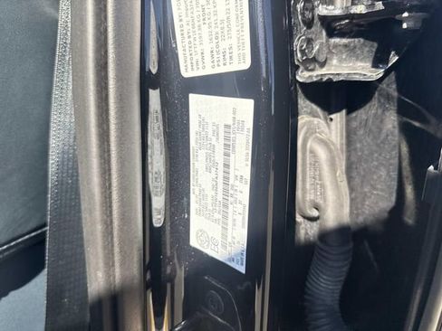 Used 2022 Ford F150 Limited image 27