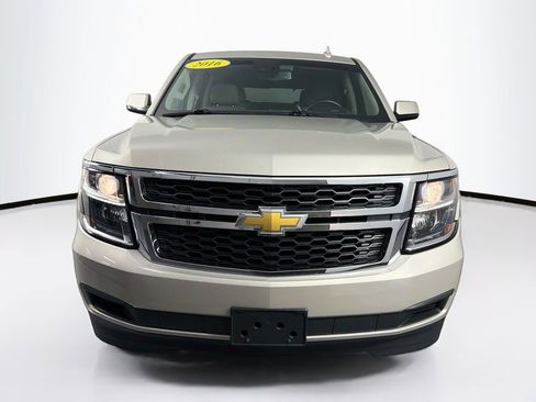 Used 2016 Chevrolet Tahoe LT RWD image 2