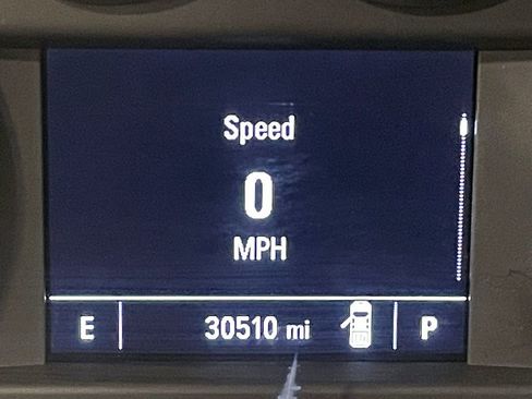 Used 2020 Chevrolet Silverado 1500 Custom w/ Custom Value Package image 6