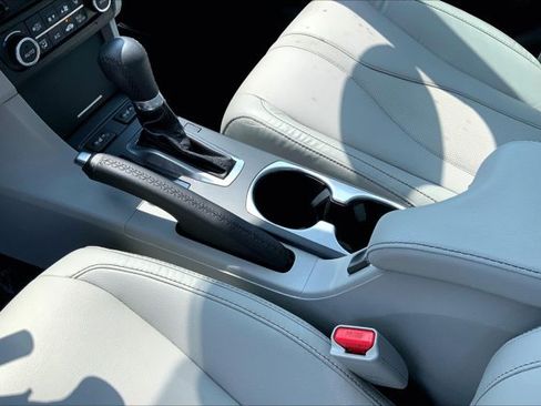 Used 2021 Acura ILX w/ Premium Package FWD image 17