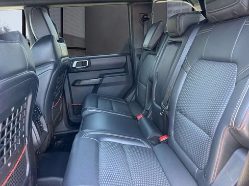 Used 2025 Ford Bronco Raptor AWD/4WD image 15