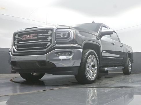 Used 2018 GMC Sierra 1500 SLT AWD/4WD image 48