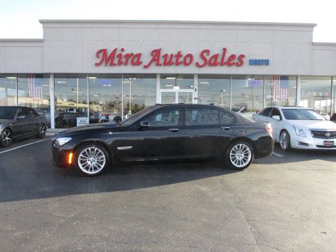 Used 2014 BMW 740Li w/ Executive Package image 1