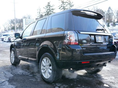 Used 2013 Land Rover LR2 image 10