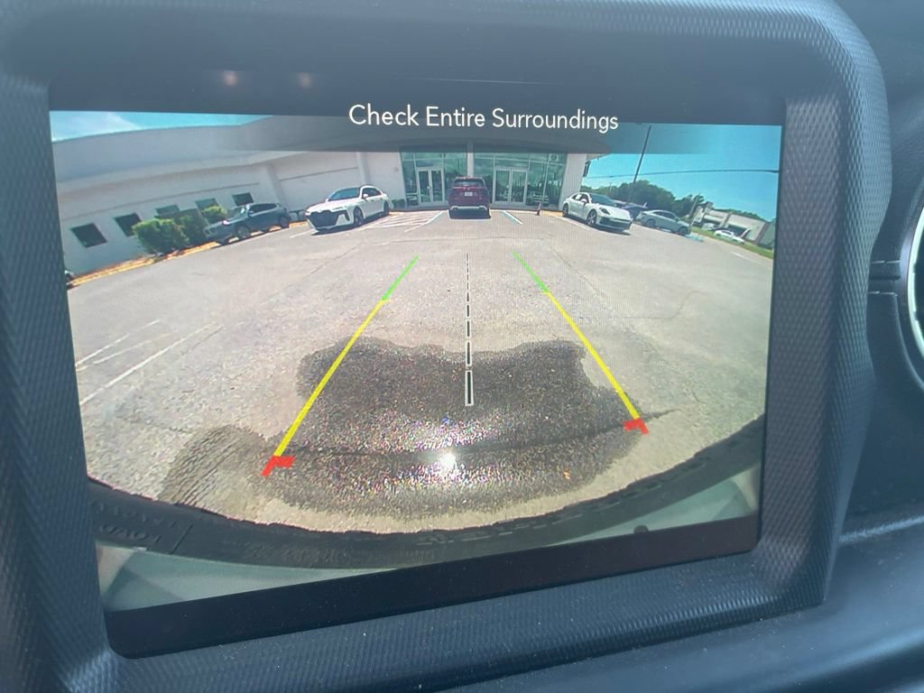 Used 2021 Jeep Wrangler Unlimited Sahara AWD/4WD image 21
