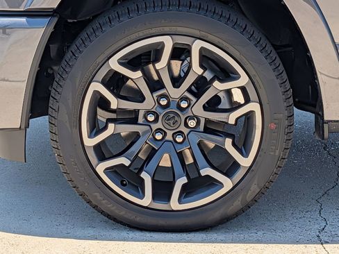 New 2026 RAM 1500 Limited AWD/4WD image 9