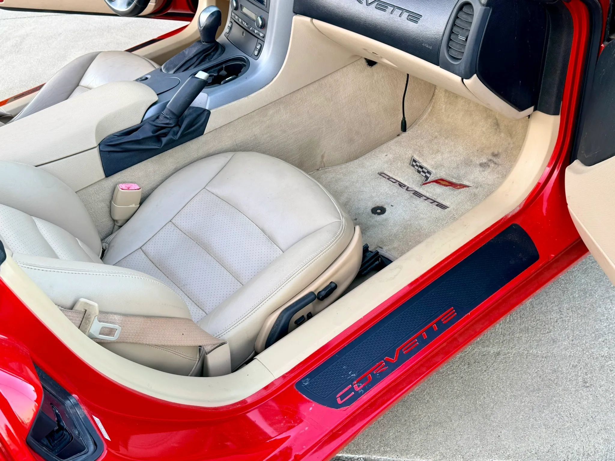Used 2006 Chevrolet Corvette Convertible w/ Preferred Equipment Group RWD image 41