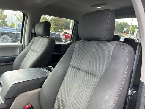 Used 2017 Ford F150 XL w/ Equipment Group 101A Mid RWD image 9