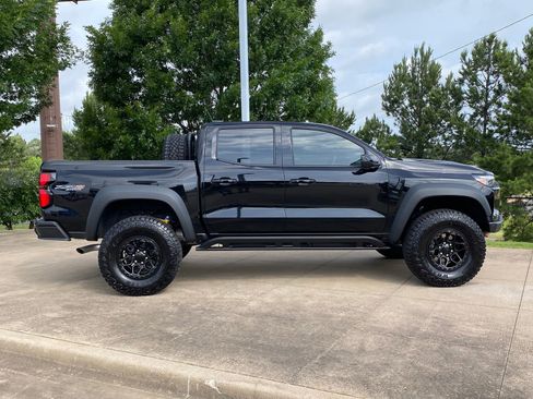 Used 2026 Chevrolet Colorado ZR2 w/ ZR2 Bison Edition AWD/4WD image 7