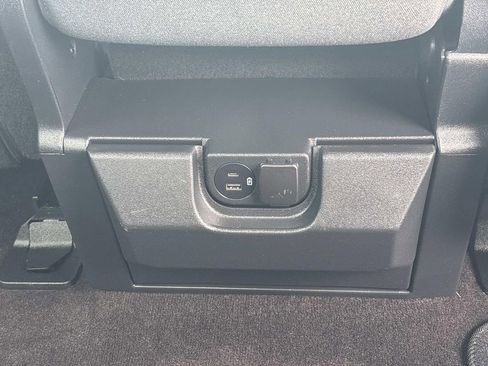Used 2021 Ford F150 XLT RWD image 13