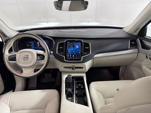 Used 2023 Volvo XC90 B5 Core w/ Climate Package AWD/4WD image 16