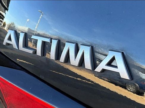 Certified 2023 Nissan Altima 2.5 SV image 9