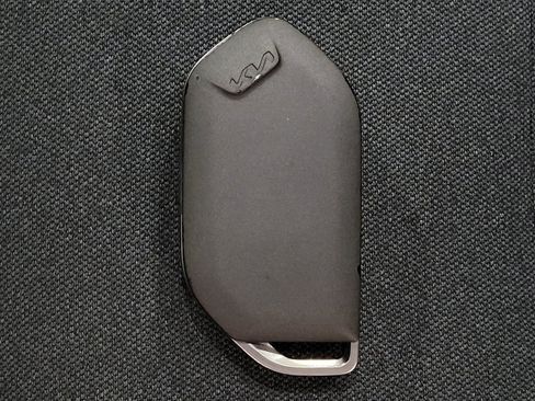 Used 2025 Kia K4 FWD image 32