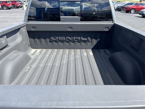 Used 2018 GMC Sierra 1500 Denali w/ Denali Ultimate Package image 25