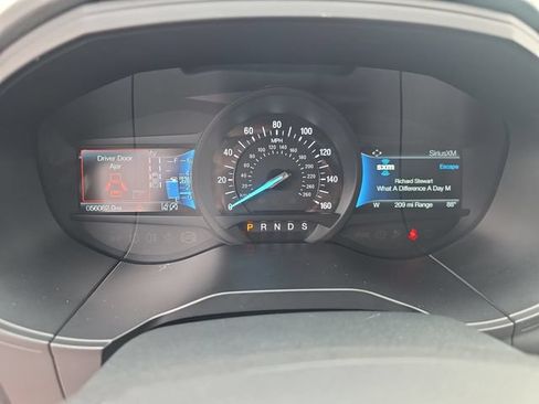 Used 2024 Ford Edge Titanium AWD/4WD image 20