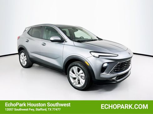 Used 2025 Buick Encore GX Preferred AWD/4WD image 1