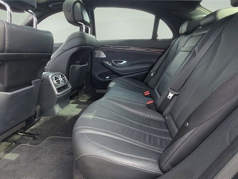 Used 2015 Mercedes-Benz S 550 Sedan w/ Premium 1 Package image 26