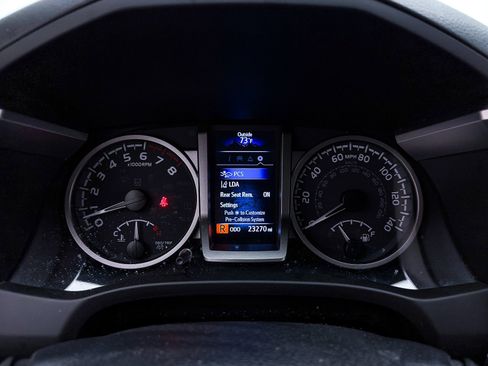 Used 2023 Toyota Tacoma SR5 w/ Technology Package RWD image 33