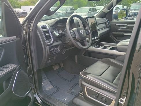 Used 2025 RAM 1500 Laramie AWD/4WD image 25