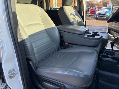 Used 2018 RAM 3500 Tradesman w/ Cold Weather Group image 25