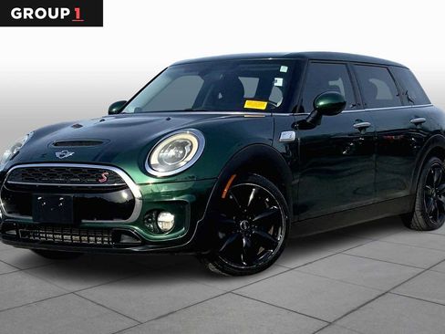 Used 2017 MINI Cooper Clubman S image 1