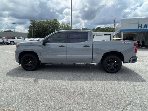 Used 2024 Chevrolet Silverado 1500 Custom w/ Turbomax Blackout Package AWD/4WD image 7