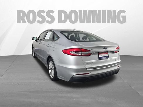 Used 2019 Ford Fusion SE FWD image 6
