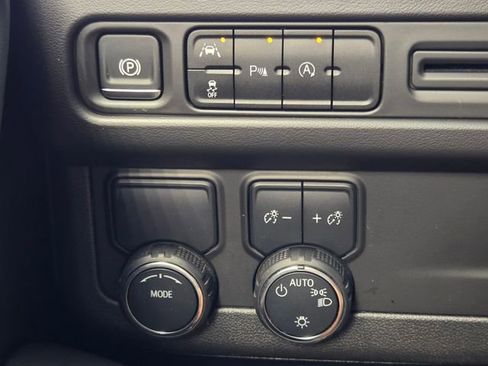 Used 2024 Chevrolet Tahoe LT RWD image 40