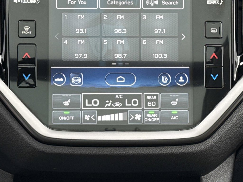 Used 2023 Subaru Ascent Onyx Edition AWD/4WD image 16