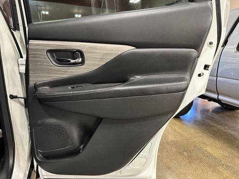 Used 2017 Nissan Murano SL AWD/4WD image 24