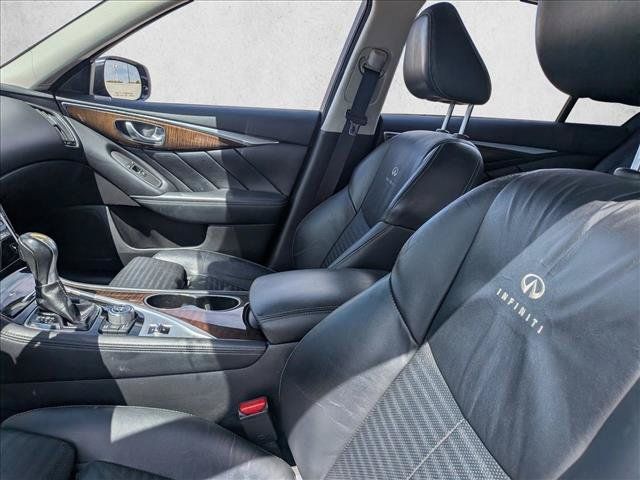Used 2014 INFINITI Q50 w/ Deluxe Touring Package RWD image 14