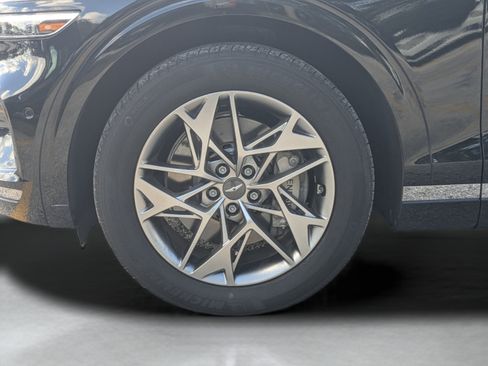 Used 2023 Genesis GV70 2.5T w/ Advanced Package AWD/4WD image 12