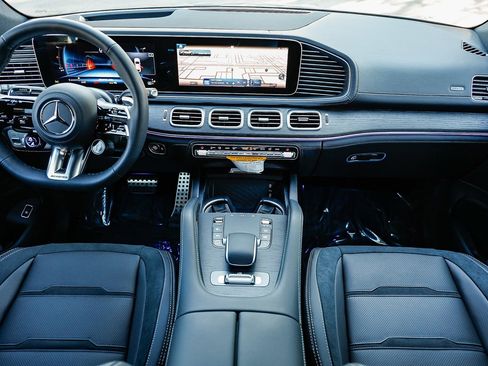 New 2026 Mercedes-Benz GLE 53 AMG 4MATIC Coupe image 10