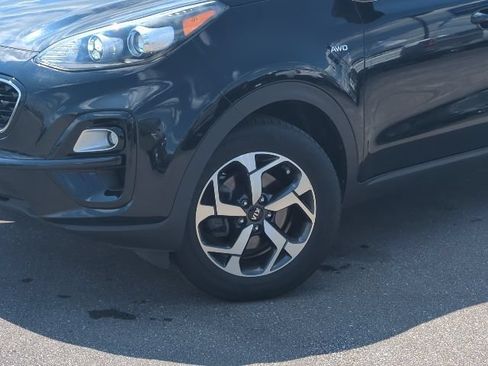 Used 2020 Kia Sportage LX AWD/4WD image 2