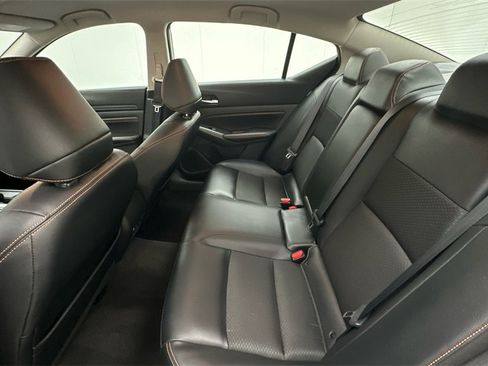 Certified 2021 Nissan Altima 2.5 SR image 10