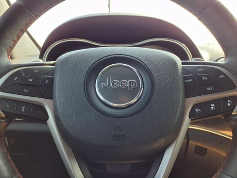 Used 2018 Jeep Grand Cherokee Trailhawk image 16