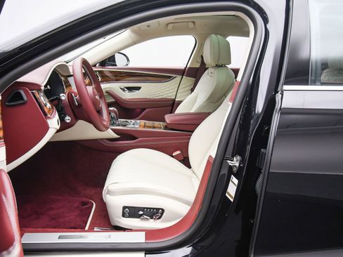 New 2026 Bentley Flying Spur image 19