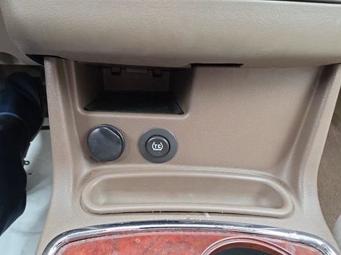 Used 2007 Chevrolet Malibu LT w/ Front Seating Package FWD image 14