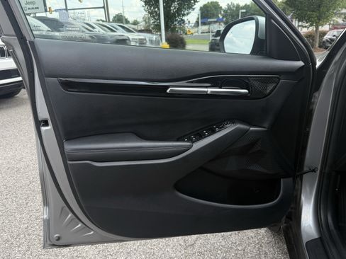 Used 2025 Kia Seltos EX FWD image 27