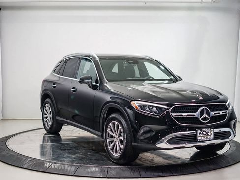 Certified 2025 Mercedes-Benz GLC 300 image 5