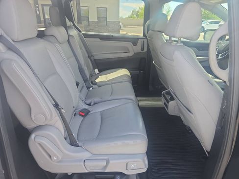 Used 2018 Honda Odyssey Elite image 27
