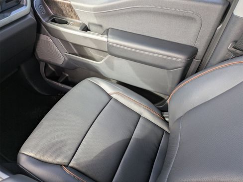 New 2026 Ford F250 Lariat image 17