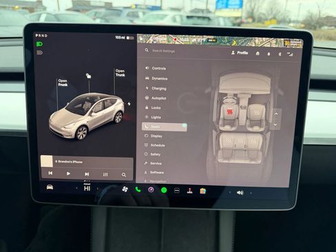 Used 2021 Tesla Model Y Long Range image 23