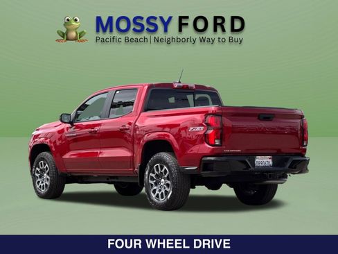 Used 2024 Chevrolet Colorado Z71 w/ Advanced Trailering Package AWD/4WD image 8