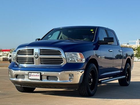 Used 2015 RAM 1500 Lone Star AWD/4WD image 3