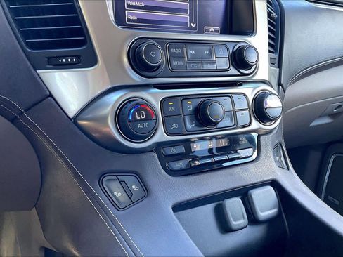 Used 2016 Chevrolet Tahoe LT image 31