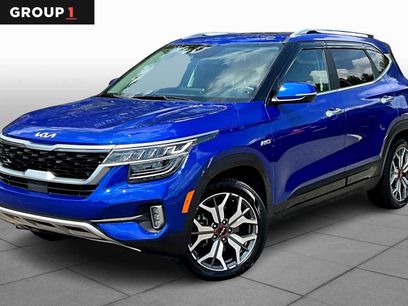 Used 2023 Kia Seltos SX w/ SX Sunroof Package