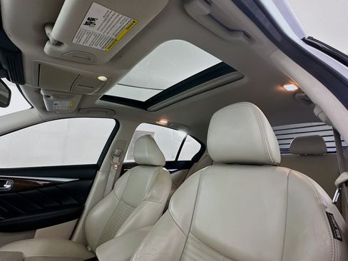 Used 2015 INFINITI Q50 AWD w/ Technology Package image 26