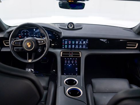 Used 2021 Porsche Taycan Turbo S image 11